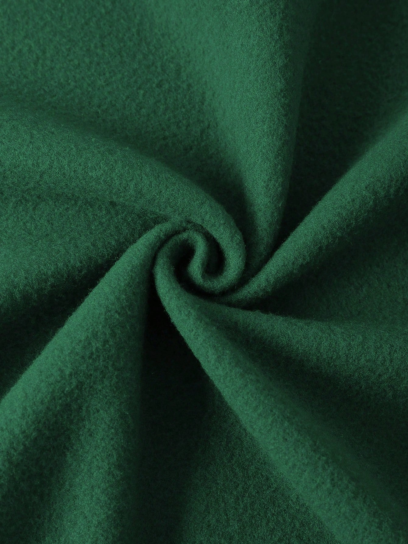 Moletom Forrado com Capuz e Fechamento em Zíper – Conforto Térmico Plus Size