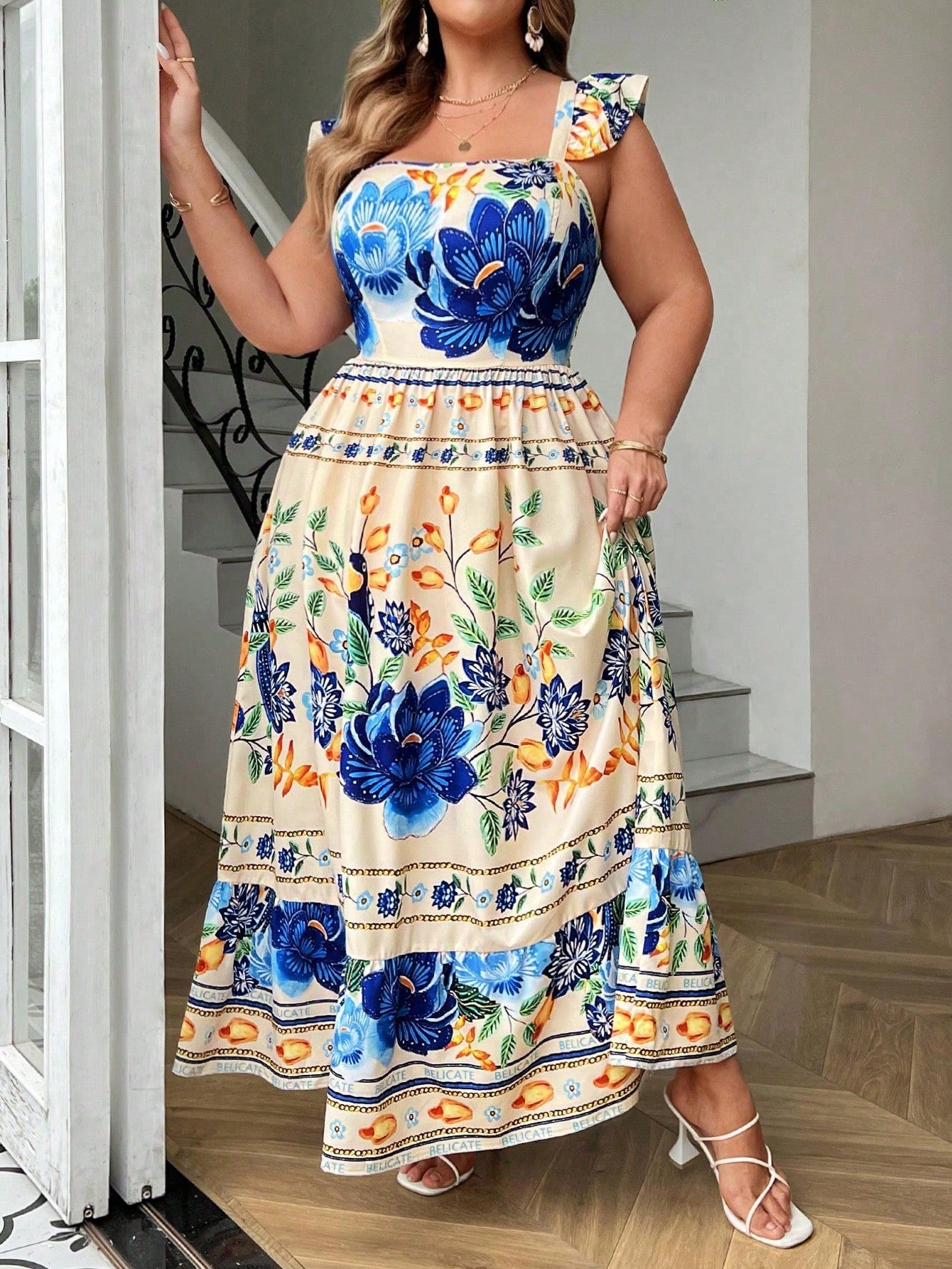 Vestido Longo Estampa Vintage Floral Azul Plus Size