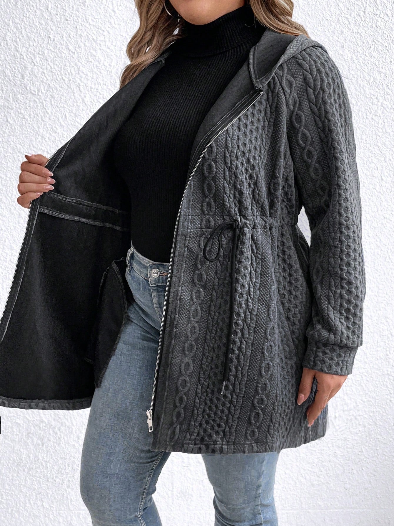 Jaqueta com Capuz, Colarinho com Laço  Bolso e Zíper Plus Size Várias Cores