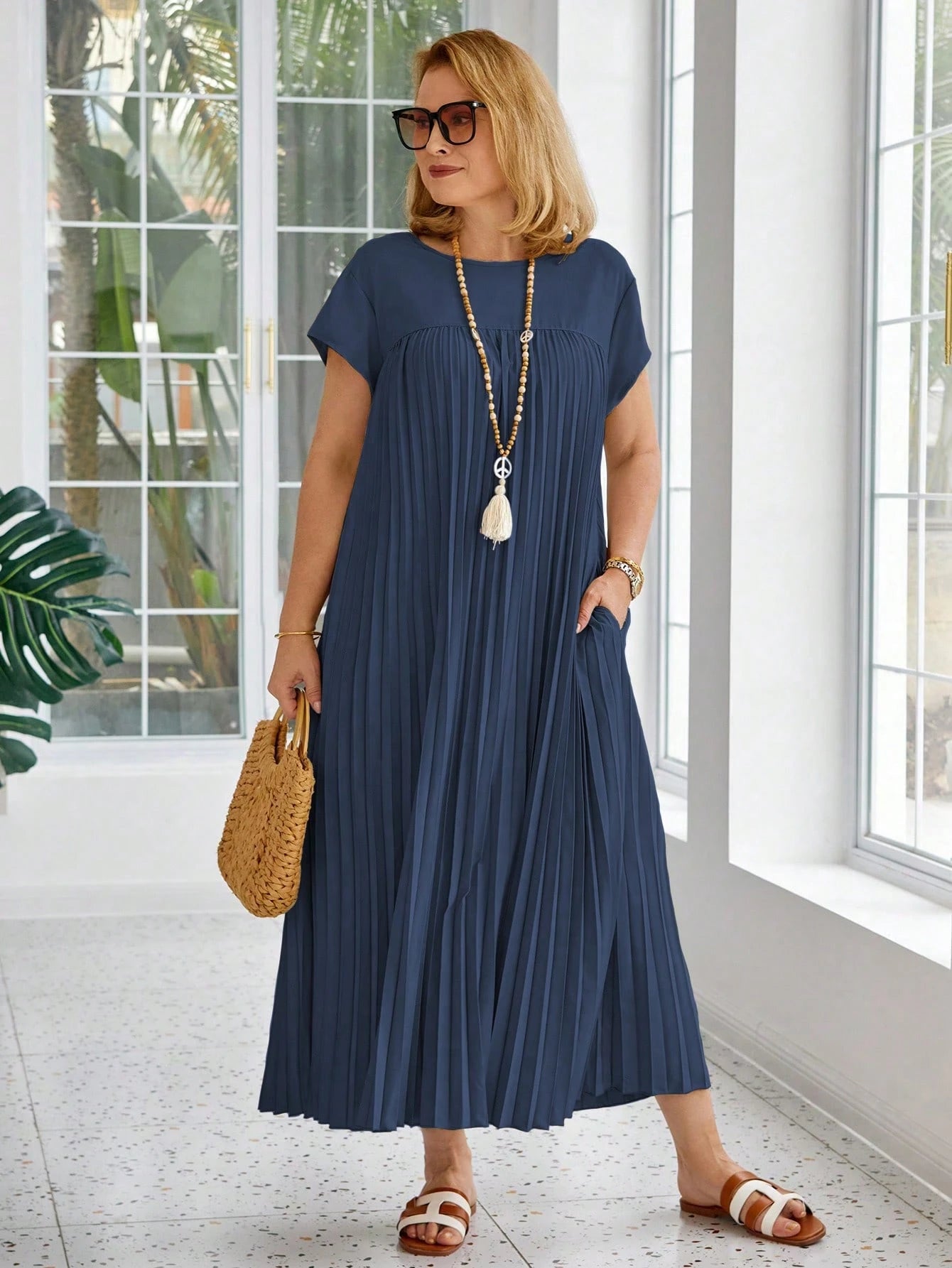 Vestido Solto e Elegante com Bolsos Plus Size Várias Cores