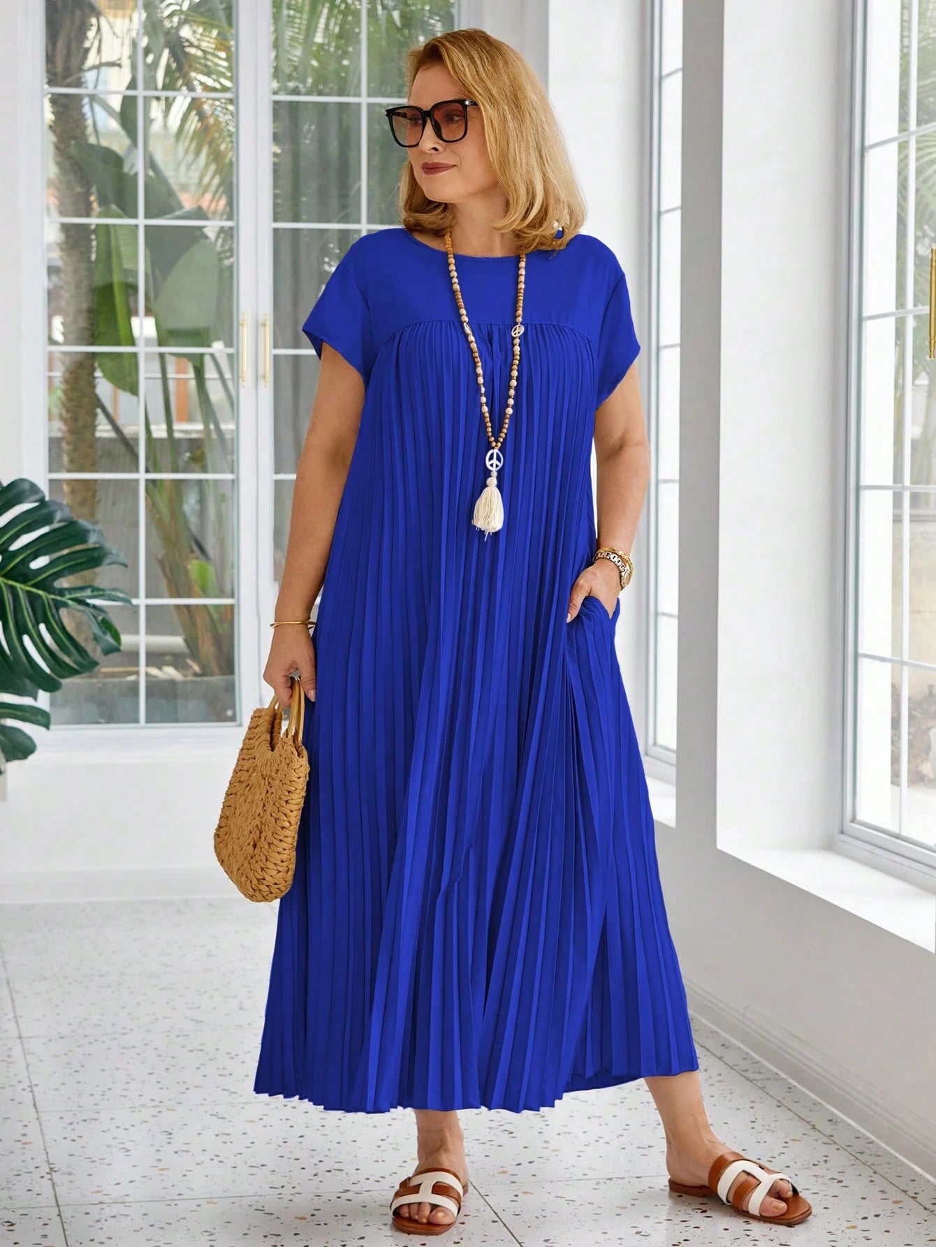 Vestido Solto e Elegante com Bolsos Plus Size Várias Cores