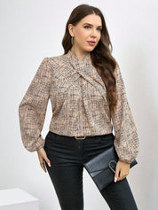 Camisa Manga Lanterna Transpassado em V Várias Cores Plus Size