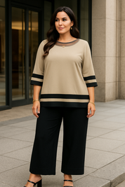 Conjunto de Calça e Blusa com Detalhes Sofisticado em Tule Plus Size