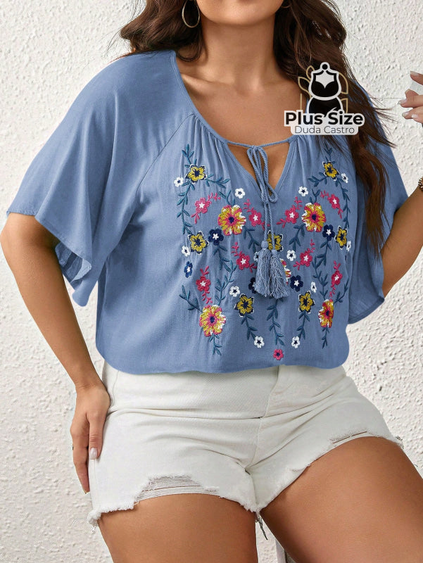 Bata Bordada Em Viscose Com Manga Raglan Plus Size