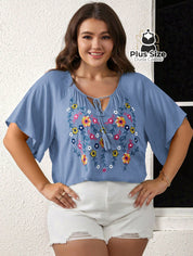 Bata Bordada Em Viscose Com Manga Raglan Plus Size