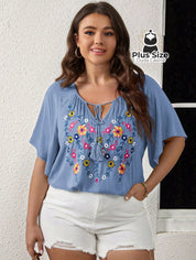 Bata Bordada Em Viscose Com Manga Raglan Plus Size