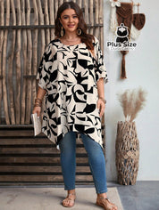 Blusa Barra Assimétrica E Mangas Curtas Decote Redondo Plus Size