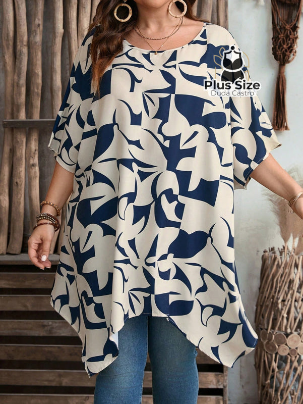 Blusa Barra Assimétrica E Mangas Curtas Decote Redondo Plus Size