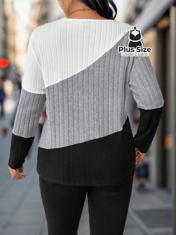 Blusa Canelada Várias Cores Plus Size Bloco de Cores Gola V Blusa Canelada Várias Cores Plus Size Bloco de Cores Gola V
