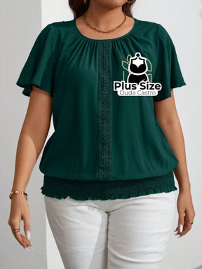 Blusa Com Gola Careca E Manga Curta Bainha Elástica Detalhe Em Renda Plus Size Várias Cores G /