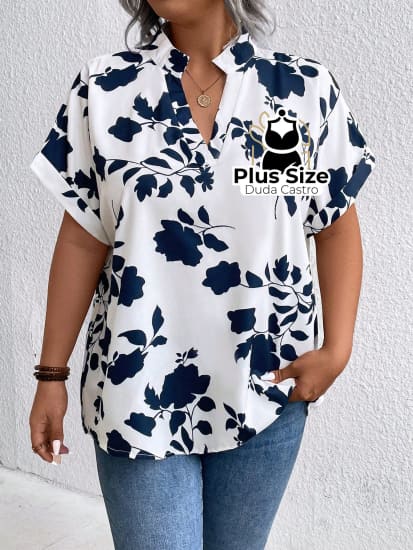 Blusa Estampa Floral Decote V Plus Size Extra