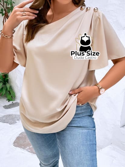 Blusa Gola Assimétrica Detalhe Em Botão Manga De Borboleta Várias Cores Plus Size