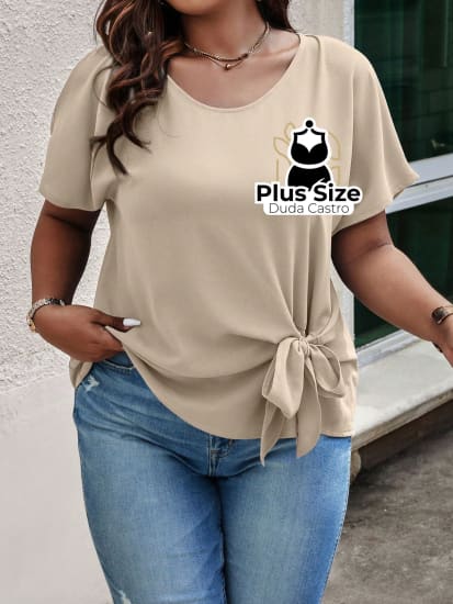 Blusa Manga Curta Com Detalhe De Nó Plus Size