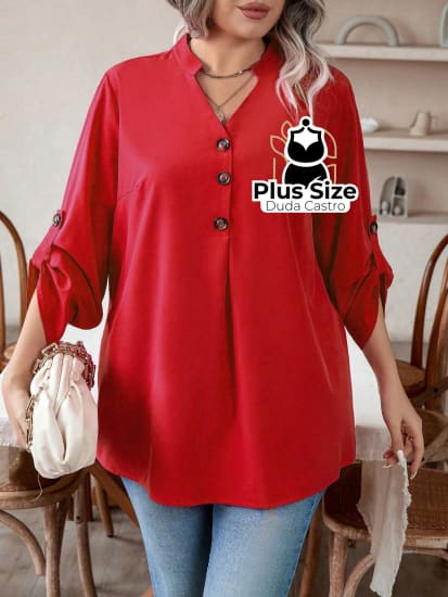 Blusa Manga E Decote Com Detalhe Em Botões Plus Size