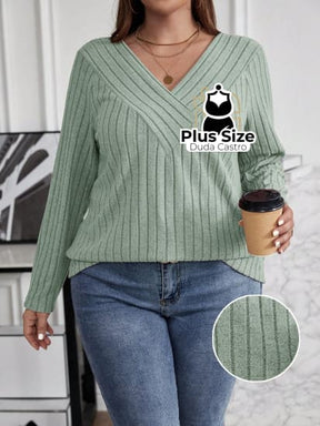 Blusa Manga Longa Slim Fit Decote V Plus Size G / Verde Sueter