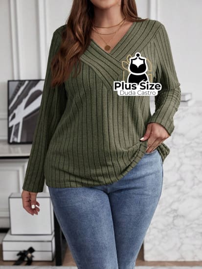 Blusa Manga Longa Slim Fit Decote V Plus Size Sueter