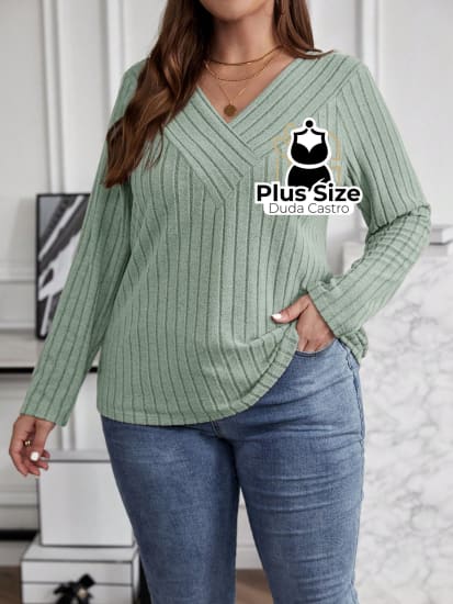 Blusa Manga Longa Slim Fit Decote V Plus Size Sueter