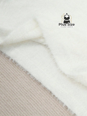 Blusa Peluciada em Poliamida Premium com Toque de Cashmere Blusa Peluciada em Poliamida Premium com Toque de Cashmere
