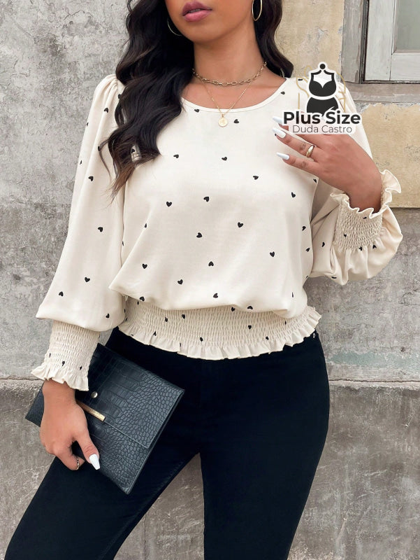 Blusa Plus Size Cintura Marcada com Mini Corações – Manga Bufante e Punho Lastex Blusa Plus Size Cintura Marcada com