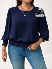 Blusa Plus Size Elegância Essencial – Manga 3/4 com Detalhe em Lastex e Caimento Sofisticado Blusa Plus Size Elegância