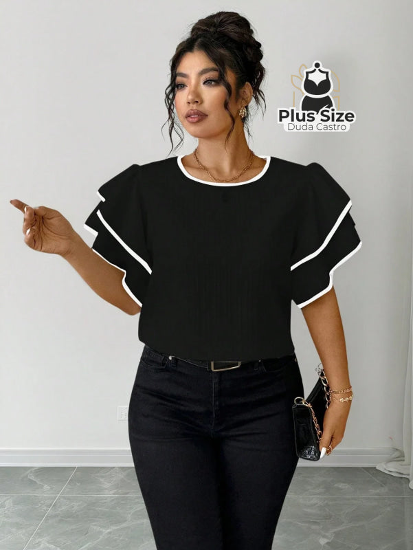 Blusa Plus Size Elegância Estruturada – Babado Duplo com Acabamento Contrastante Preto / G Blusa Plus Size Elegância