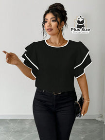 Blusa Plus Size Elegância Estruturada – Babado Duplo com Acabamento Contrastante Preto / G Blusa Plus Size Elegância