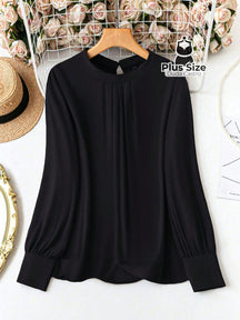 Blusa Plus Size Essência Chic – Gola Alta com Pregas Frontais e Manga Levemente Bufante Preto / G Blusa Plus Size