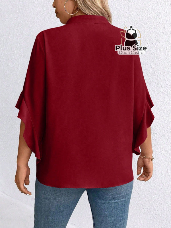 Blusa Social Com Detalhe Em Pérolas Plus Size