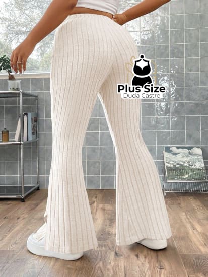 Calça Boca De Sino Com Fenda Plus Size Várias Cores Calça