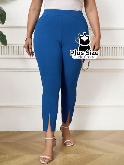 Calça Cigarrete Detalhe Na Barra Plus Size G / Azul Royal