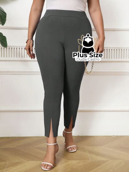 Calça Cigarrete Detalhe Na Barra Várias Cores Plus Size G / Chumbo