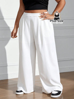 Calça Cintura Alta e Pernas Largas Lisa Várias Cores Plus Size Calça Cintura Alta e Pernas Largas Lisa Várias Cores
