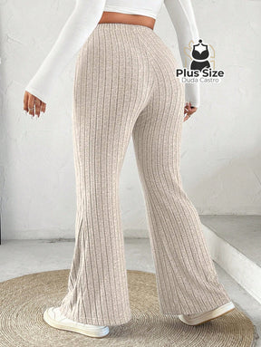 Calça Cintura Alta Flare Plus Size