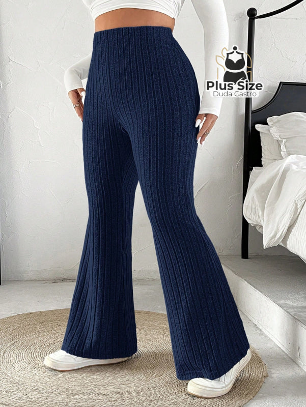 Calça Cintura Alta Flare Plus Size Calça Cintura Alta Flare Plus Size