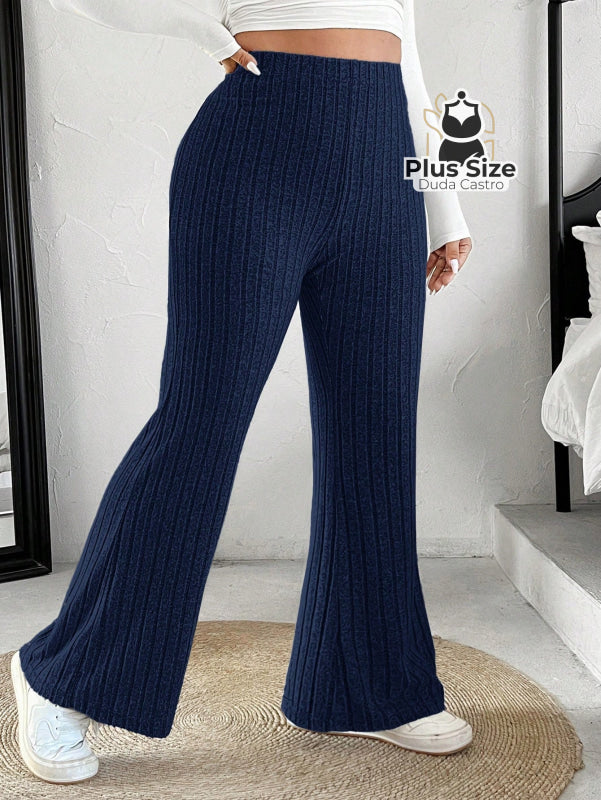 Calça Cintura Alta Flare Plus Size Calça Cintura Alta Flare Plus Size