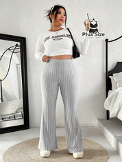 Calça Cintura Alta Flare Plus Size