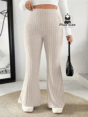 Calça Cintura Alta Flare Plus Size