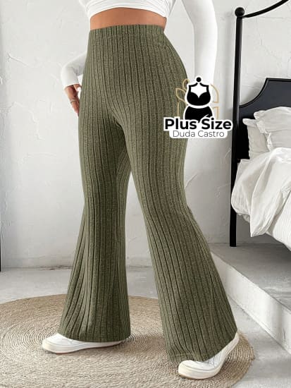 Calça Cintura Alta Flare Plus Size