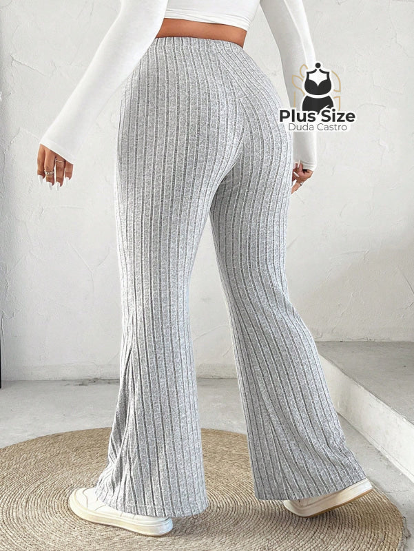 Calça Cintura Alta Flare Plus Size