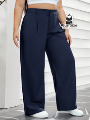 Calça Com Bolsos Plissados Pernas Reta E Passa Cinto Várias Cores Plus Size Calça