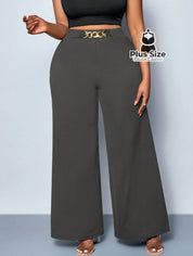 Calça de Perna Larga com Alta Elasticidade e Detalhes em Cinto Embutido Plus Size Várias Cores Calça de Perna Larga com