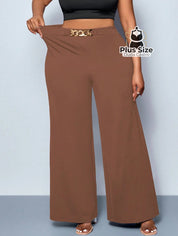 Calça de Perna Larga com Alta Elasticidade e Detalhes em Cinto Embutido Plus Size Várias Cores Calça de Perna Larga com