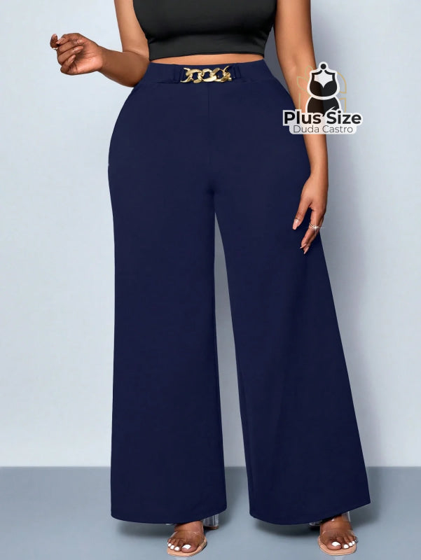 Calça de Perna Larga com Alta Elasticidade e Detalhes em Cinto Embutido Plus Size Várias Cores Calça de Perna Larga com