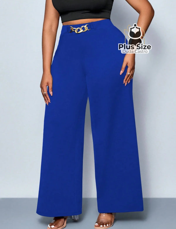 Calça de Perna Larga com Alta Elasticidade e Detalhes em Cinto Embutido Plus Size Várias Cores Calça de Perna Larga com