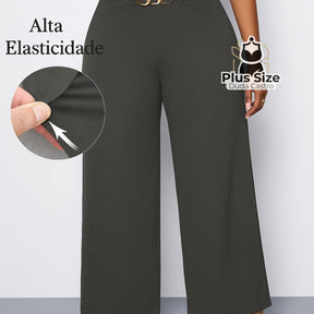 Calça de Perna Larga com Alta Elasticidade e Detalhes em Cinto Embutido Plus Size Várias Cores Cinza / G Calça de Perna