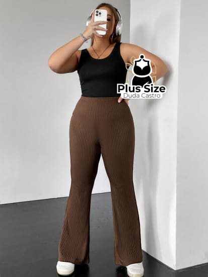 Calça De Tricô Malha Flare Plus Size Calça