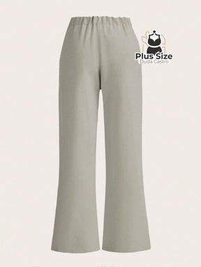 Calça Flare Alfaiataria com Cintura Flexível e Caimento Impecável Calça Reta Simples Elegante Delicada Várias Cores