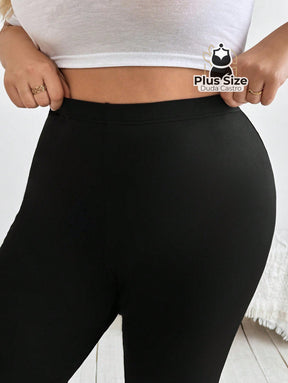 Calça Flare de Alta Elasticidade Plus Size Extra 125 Calça Flare de Alta Elasticidade Plus Size Extra
