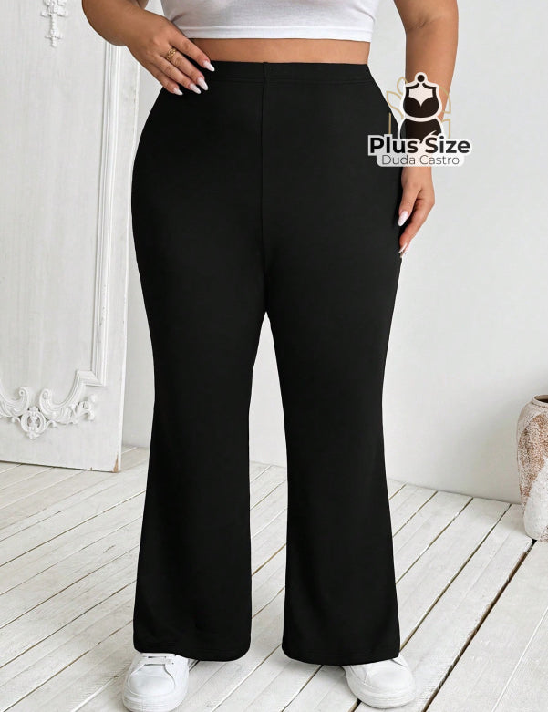 Calça Flare de Alta Elasticidade Plus Size Extra 125 Calça Flare de Alta Elasticidade Plus Size Extra