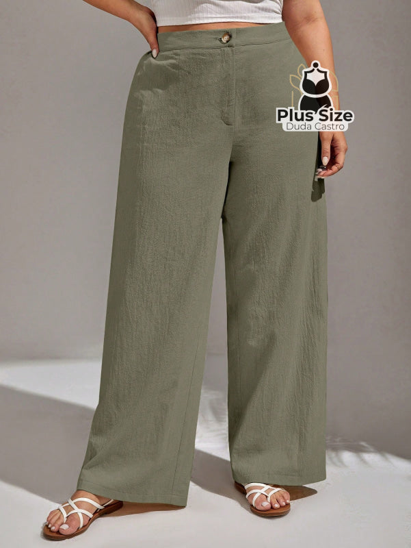 Calça Lisa de Botão Perna Reta Plus Size Calça Lisa de Botão Perna Reta Plus Size